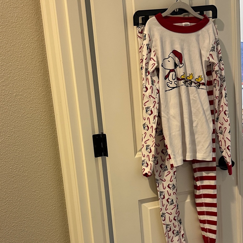 Hanna Andersson Snoopy Red and White Pajama Set